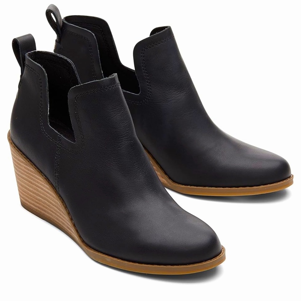 Toms Black Ankle Booties with Brown heels Comfy
